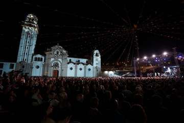  José Velez llena la plaza de Candelaria (Tenerife) con un concierto de dos horas/TA.